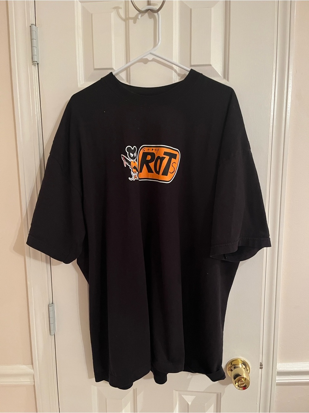 Men's Black Short-Sleeve Graphic Tee with Orange & Black Stray Rats Print